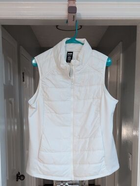 Avia White Quilted Puffer Vest XL